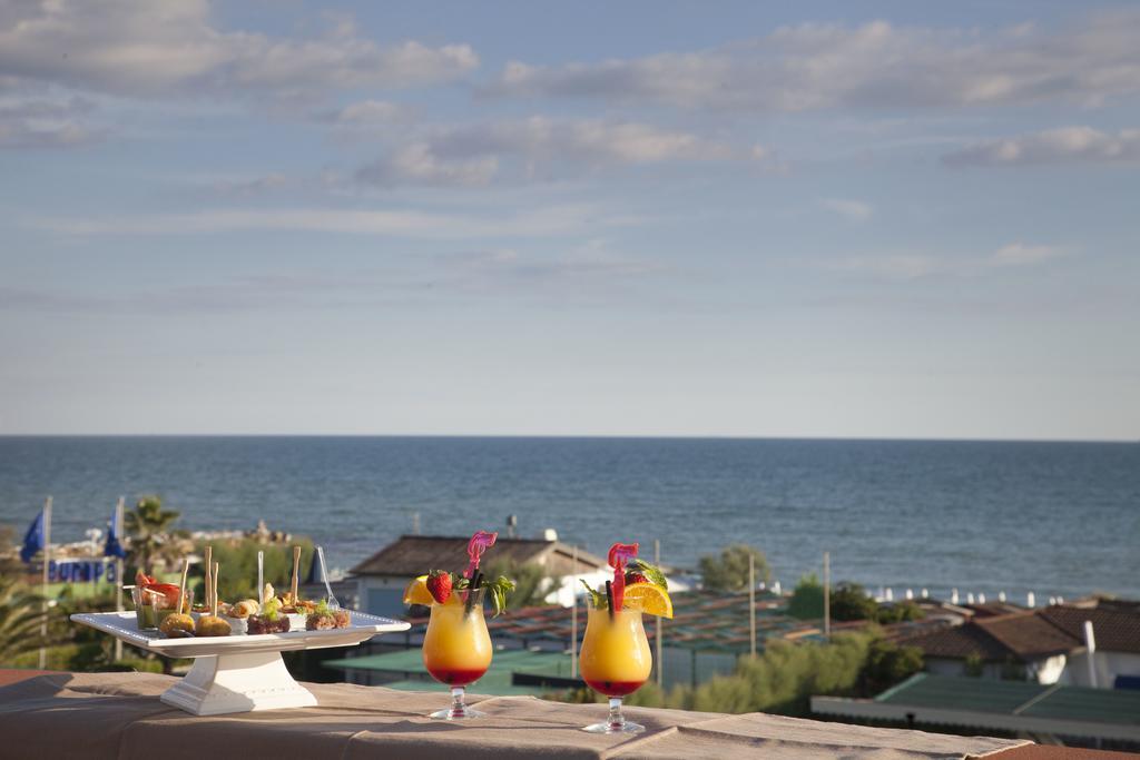 Hotel Villa Maremonti Marina di Massa Room photo