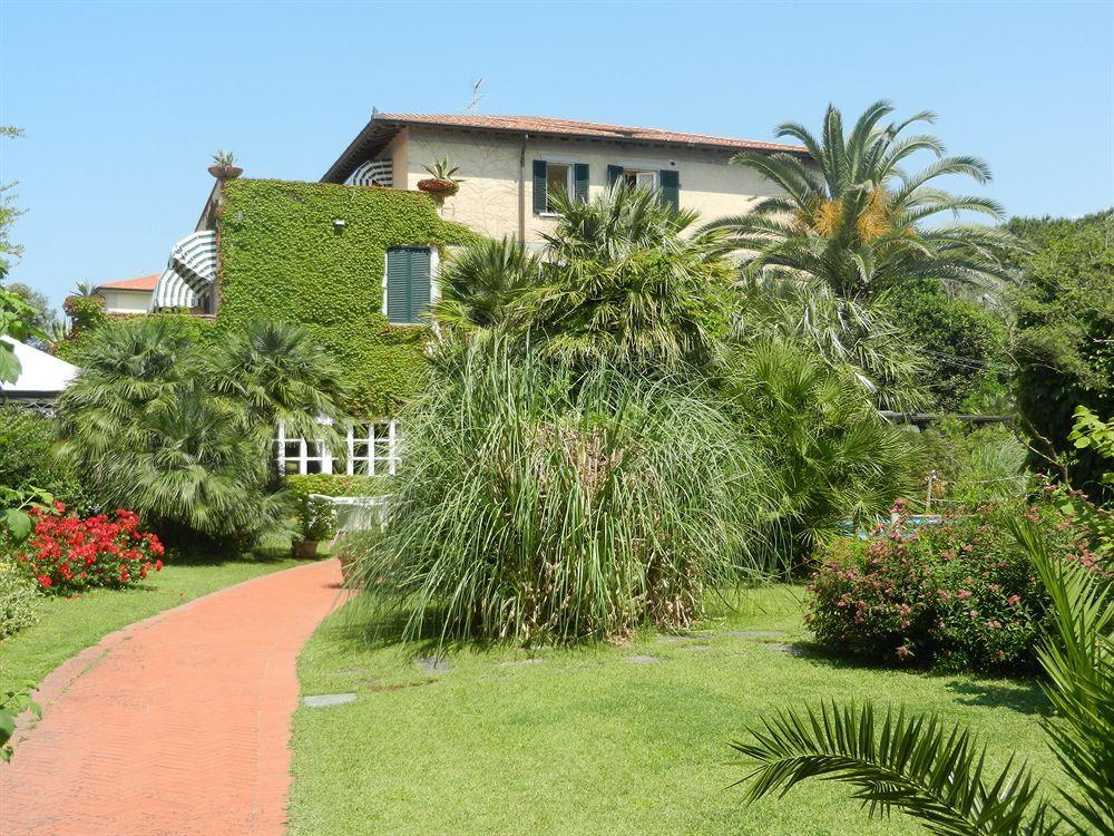 Hotel Villa Maremonti Marina di Massa Exterior photo